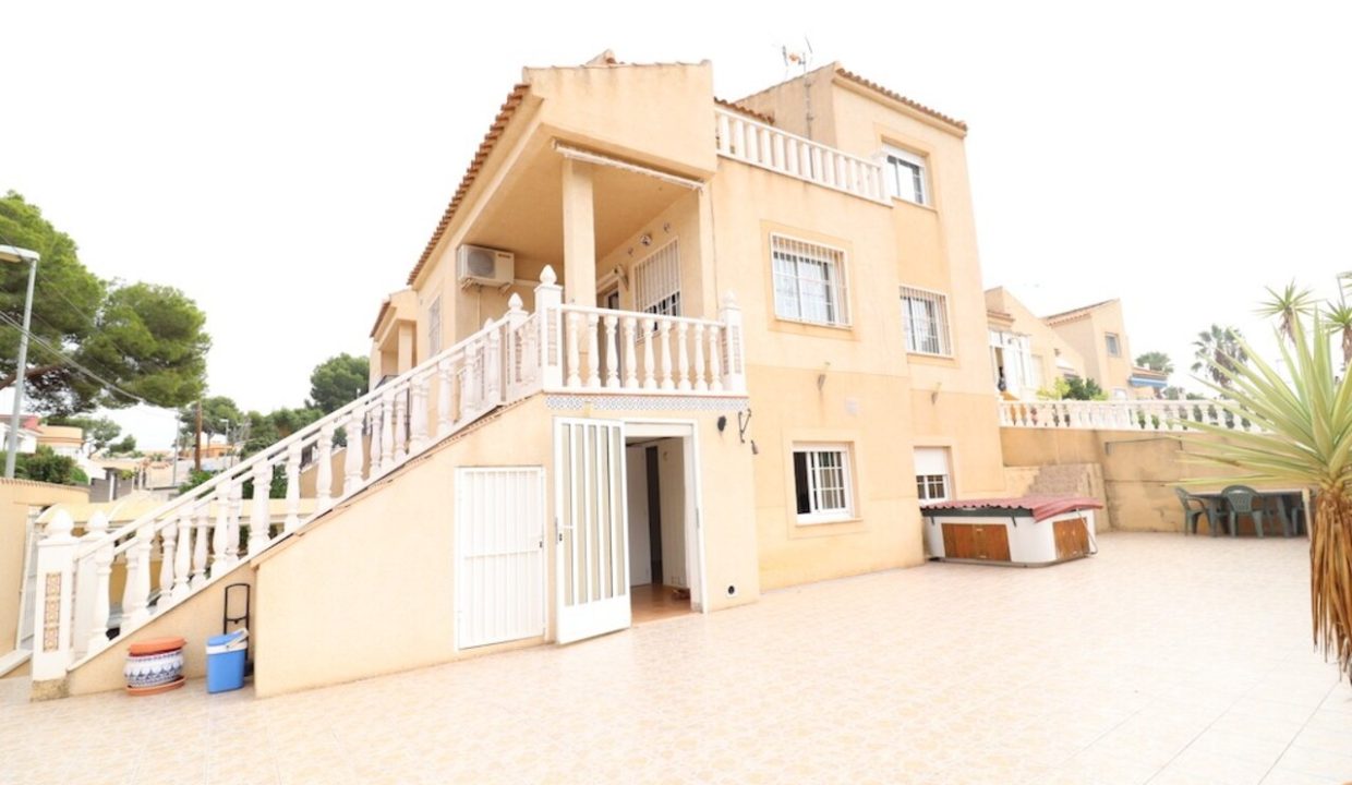 14413-quad-house-for-sale-in-torrevieja-42239637-large