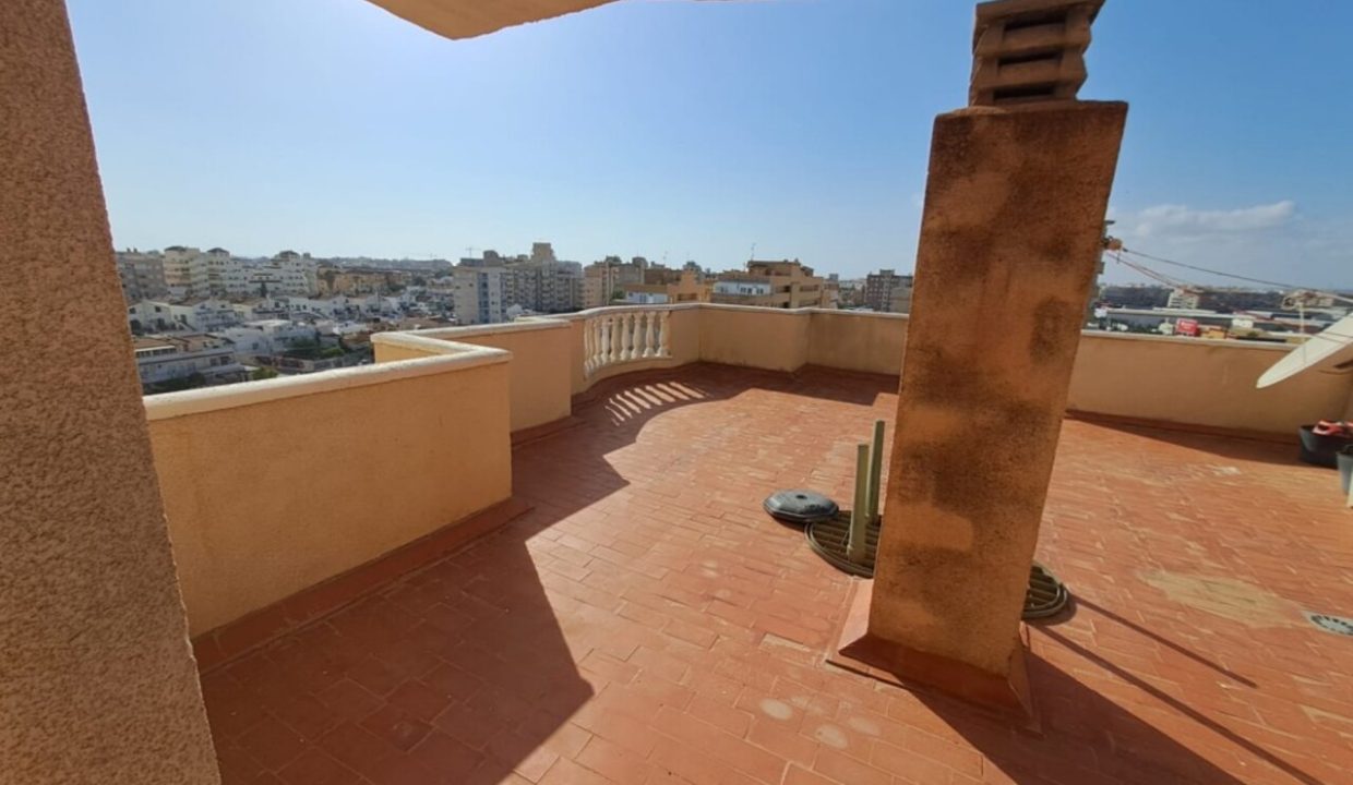 14521-apartment-for-sale-in-torrevieja-42250978-large