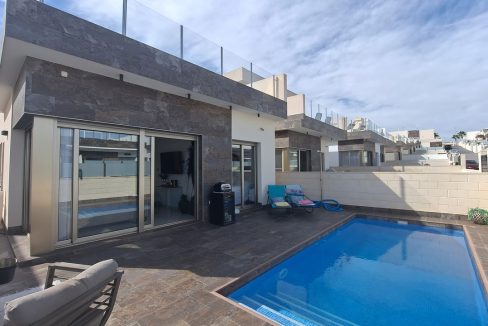 81431-villa-for-sale-in-villamartin-orihuela-costa-19720944-large