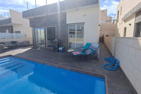 81431-villa-for-sale-in-villamartin-orihuela-costa-19720947-large