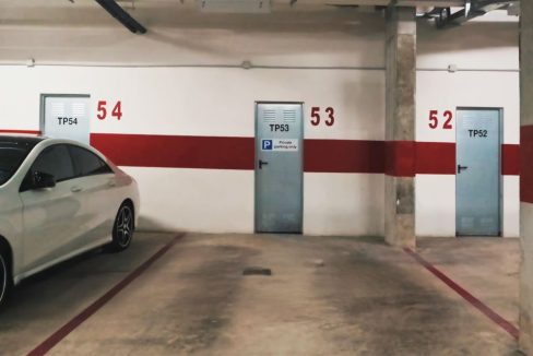 89dc57d0-parking