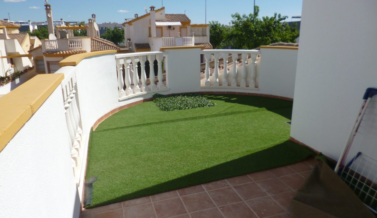 3657-villa-for-sale-in-pilar-de-la-horadada-2038432-large