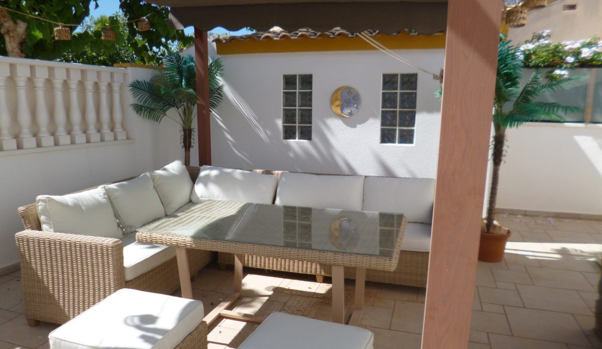 3657-villa-for-sale-in-pilar-de-la-horadada-2038451-large