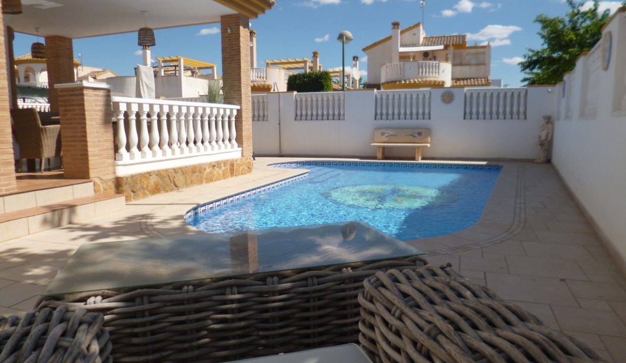 3657-villa-for-sale-in-pilar-de-la-horadada-2038453-large