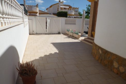 3657-villa-for-sale-in-pilar-de-la-horadada-2038457-large