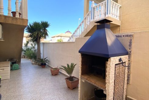 82486-villa-for-sale-in-villamartin-orihuela-costa-20195538-large