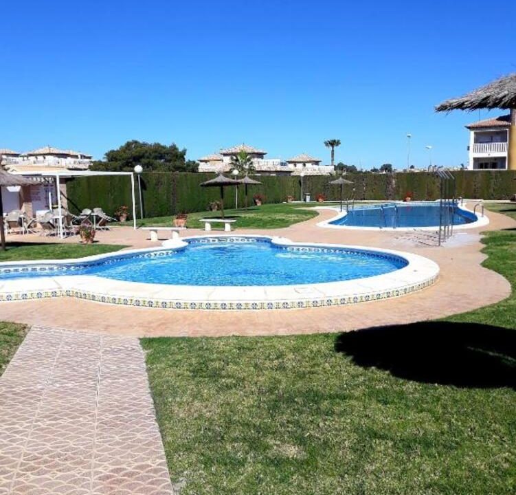 82486-villa-for-sale-in-villamartin-orihuela-costa-20195557-large