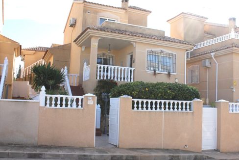 82486-villa-for-sale-in-villamartin-orihuela-costa-20195558-large