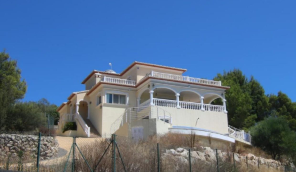 villa-in-javea-1-large