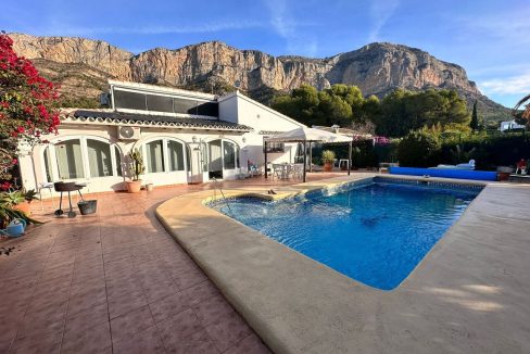 villa-in-javea-1-large