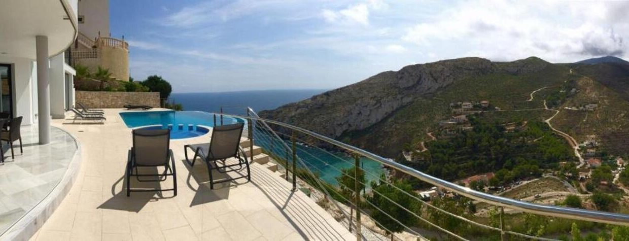 villa-in-javea-11-large