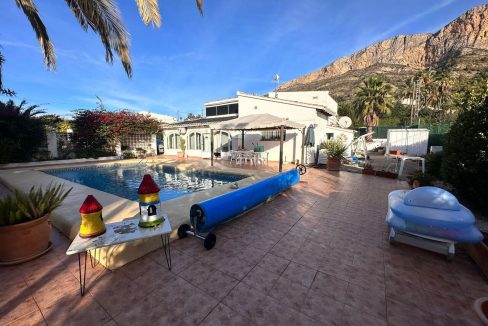 villa-in-javea-14-large