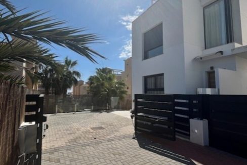 76243-villa-for-sale-in-lomas-de-cabo-roig-17680314-large