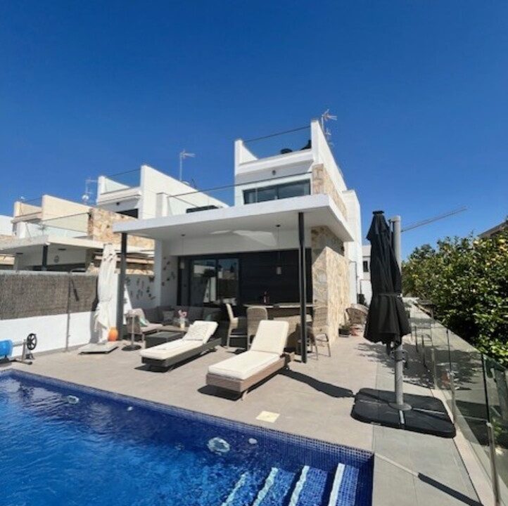 76243-villa-for-sale-in-lomas-de-cabo-roig-17680334-large