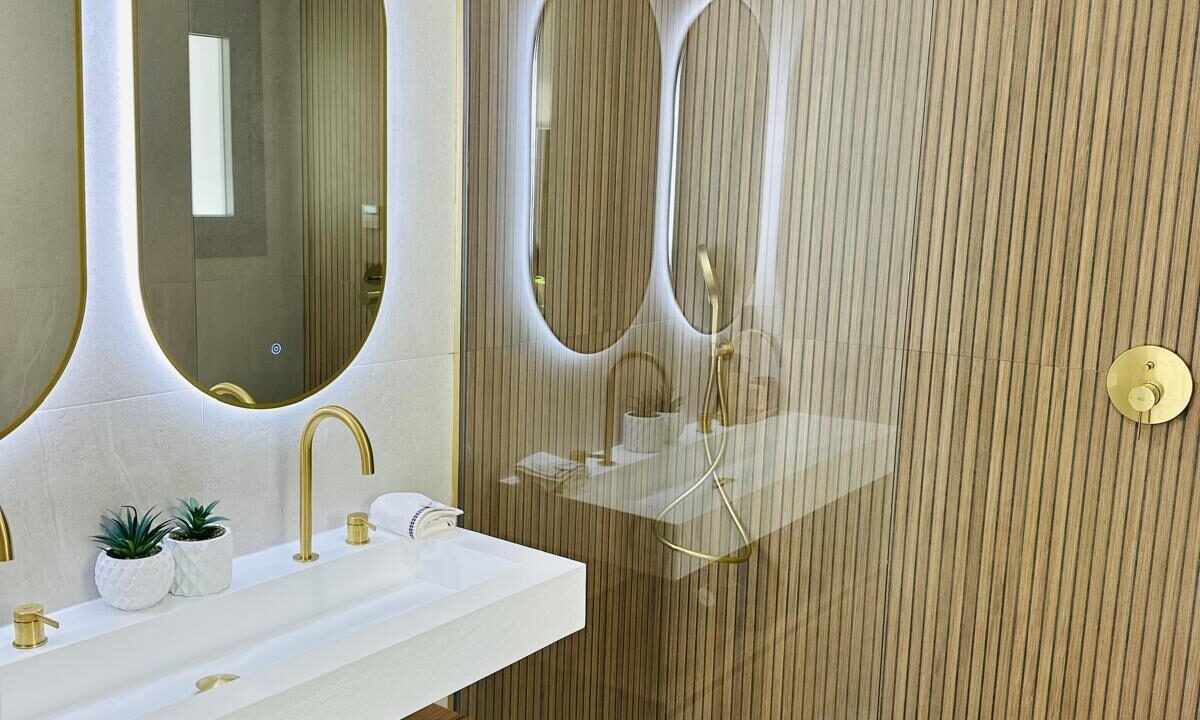 24-19